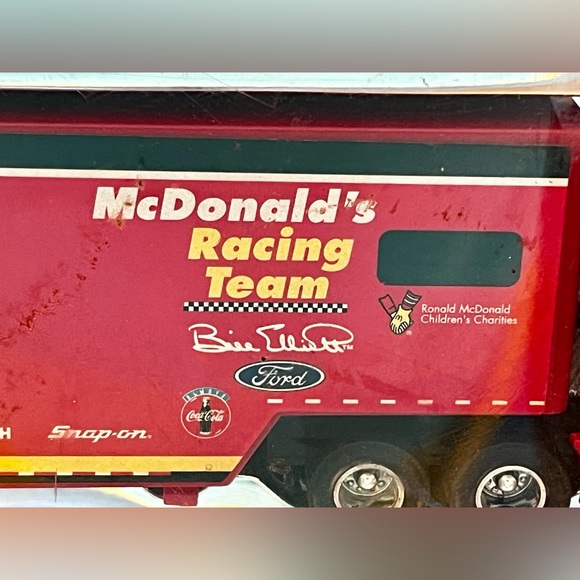 MIB Nascar 1996 McDonalds Racing Team Racing Champions - Picture 5 of 8